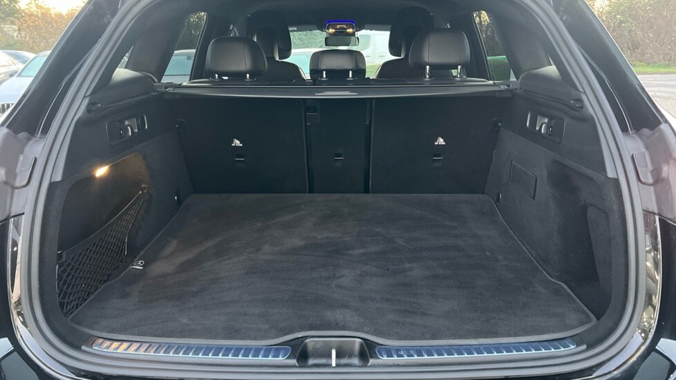 Used Mercedes-Benz GLC 2024 for sale - 76874433: Photo 18