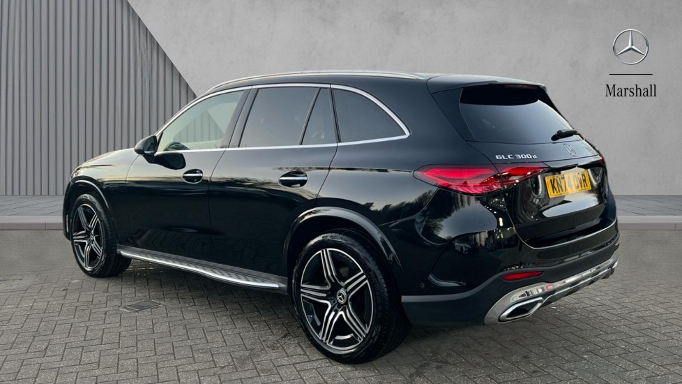 Used Mercedes-Benz GLC 2024 for sale - 76874433: Photo 2