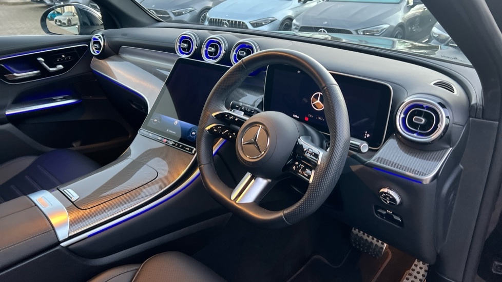 Used Mercedes-Benz GLC 2024 for sale - 76874433: Photo 3