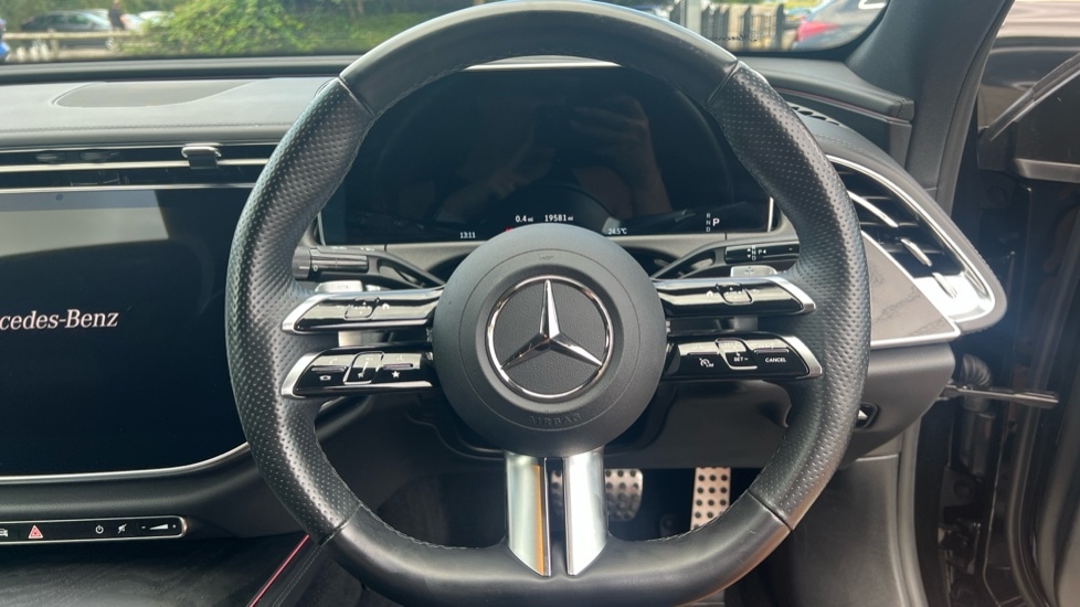 Used Mercedes-Benz E Class 2024 for sale - 76289943: Photo 12