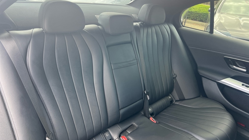 Used Mercedes-Benz E Class 2024 for sale - 76289943: Photo 15