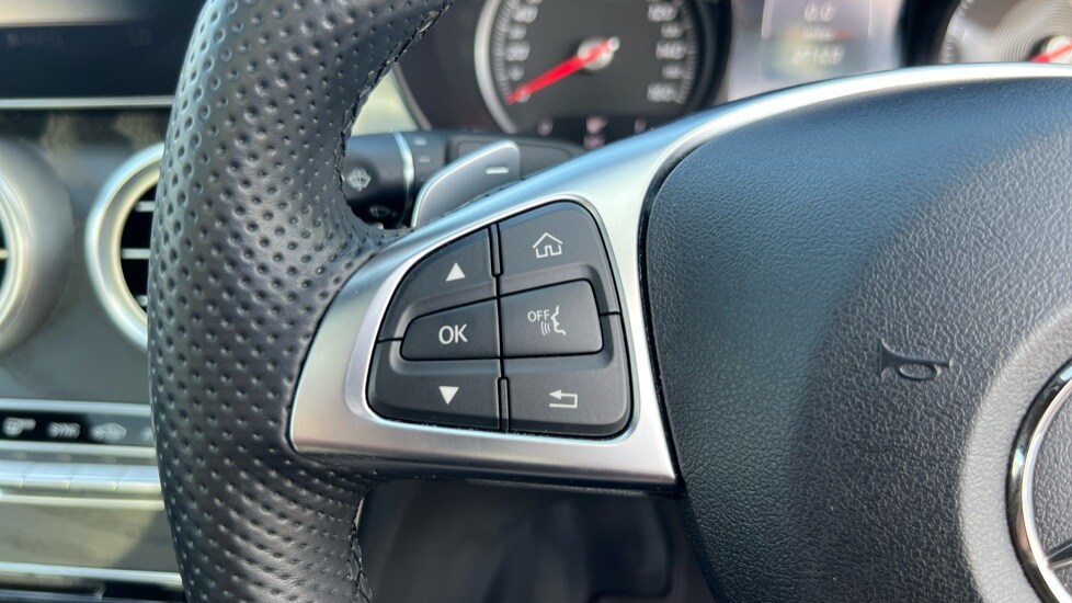 Used Mercedes-Benz C Class 2018 for sale - 76445105: Photo 30