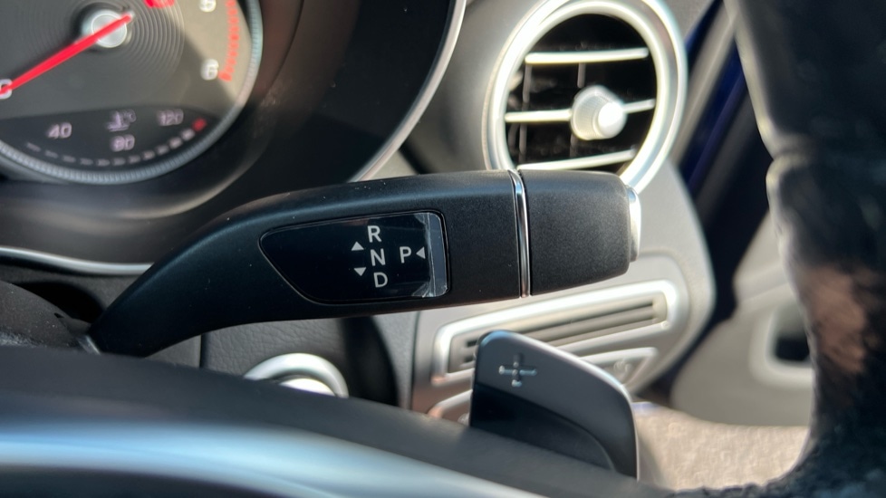 Used Mercedes-Benz C Class 2018 for sale - 76445105: Photo 31