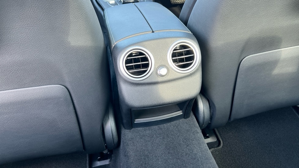 Used Mercedes-Benz C Class 2018 for sale - 76445105: Photo 36