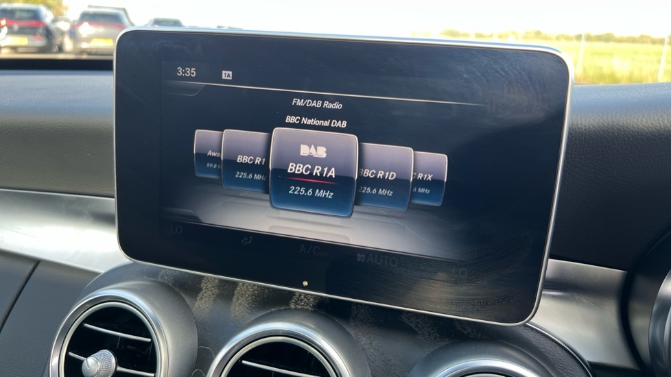 Used Mercedes-Benz C Class 2018 for sale - 76445105: Photo 41