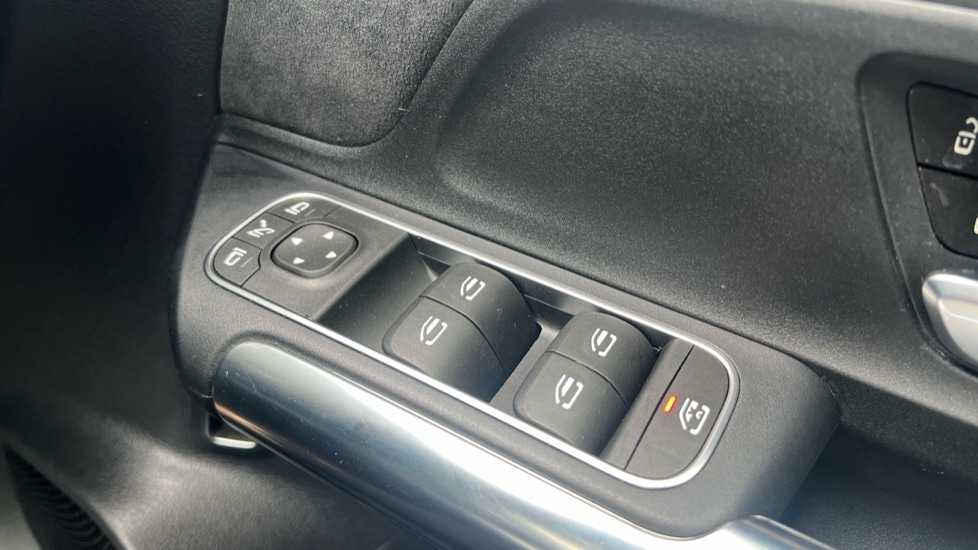 Used Mercedes-Benz EQA 2021 for sale - 76602843: Photo 34