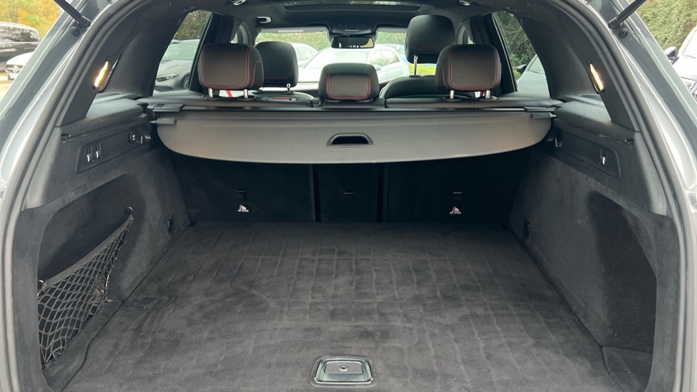 Used Mercedes-Benz GLC 2019 for sale - 76826717: Photo 17