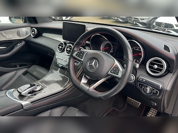 Used Mercedes-Benz GLC 2019 for sale - 76826717: Photo