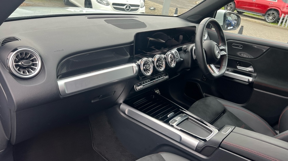 Used Mercedes-Benz GLB 2024 for sale - 76458787: Photo 11