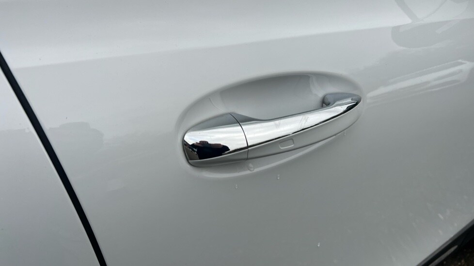 Used Mercedes-Benz GLB 2024 for sale - 76458787: Photo 30