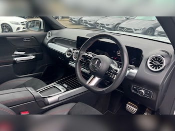 Used Mercedes-Benz GLB 2024 for sale - 76458787: Photo