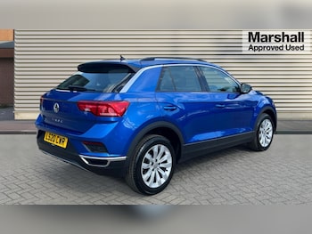 Used Volkswagen T-Roc 2020 for sale - 75541121: Photo