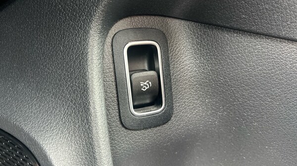 Used Mercedes-Benz CLA 2020 for sale - 75672037: Photo 33