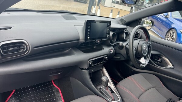 Used Toyota Yaris 2023 for sale - 76130901: Photo 10