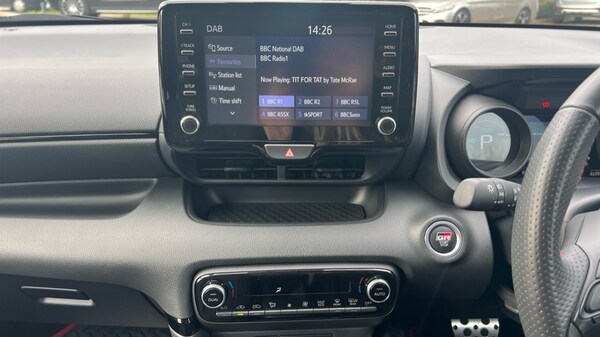 Used Toyota Yaris 2023 for sale - 76130901: Photo 12