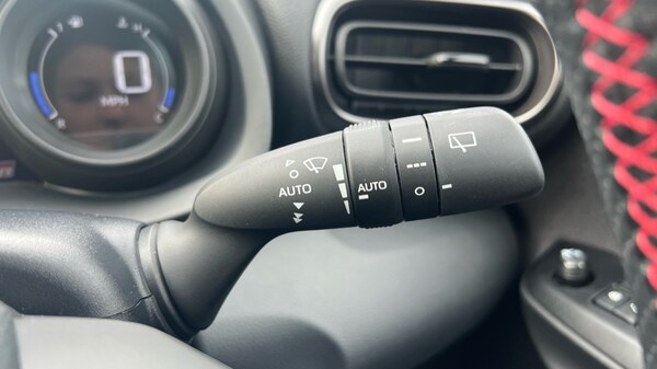 Used Toyota Yaris 2023 for sale - 76130901: Photo 21