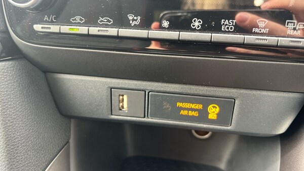 Used Toyota Yaris 2023 for sale - 76130901: Photo 27