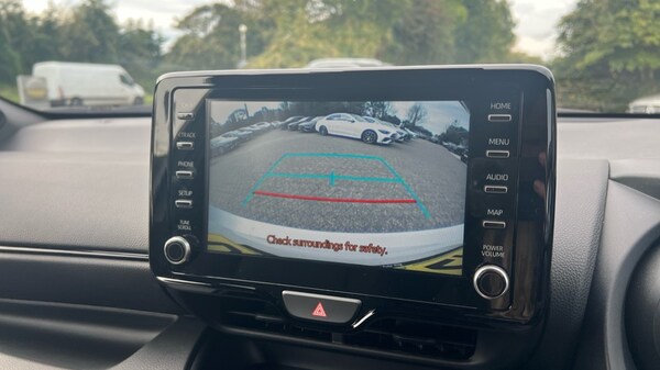 Used Toyota Yaris 2023 for sale - 76130901: Photo 38