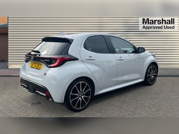 Used Toyota Yaris 2023 for sale - 76130901: Photo 3