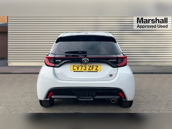 Used Toyota Yaris 2023 for sale - 76130901: Photo 4