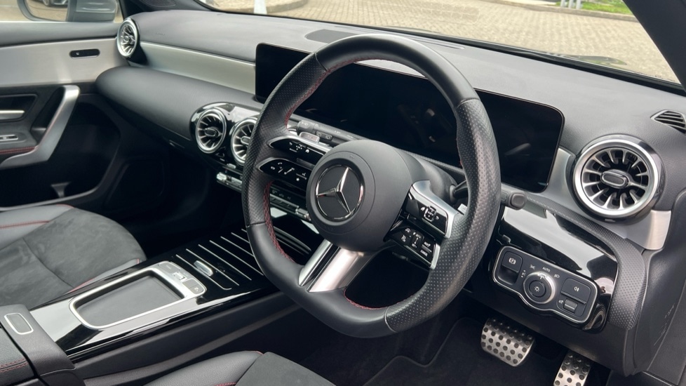 Used Mercedes-Benz A-Class 2024 for sale - 76635767: Photo 3