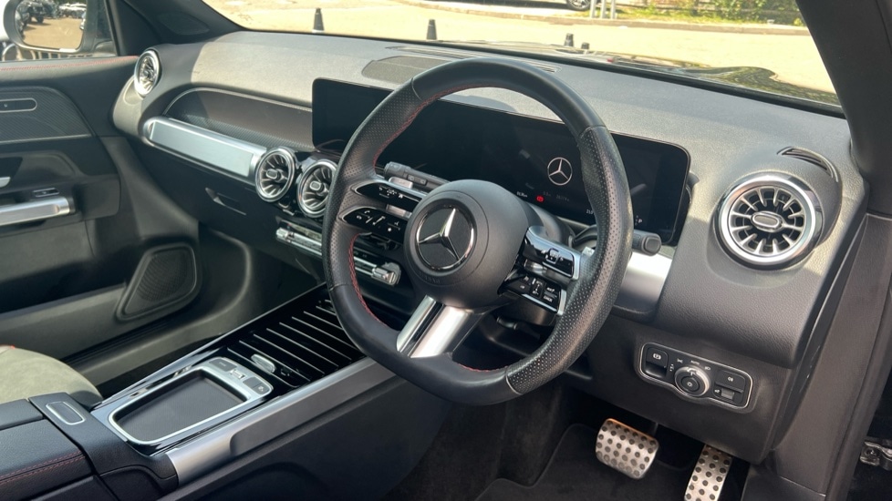 Used Mercedes-Benz GLB 2024 for sale - 76146074: Photo 3