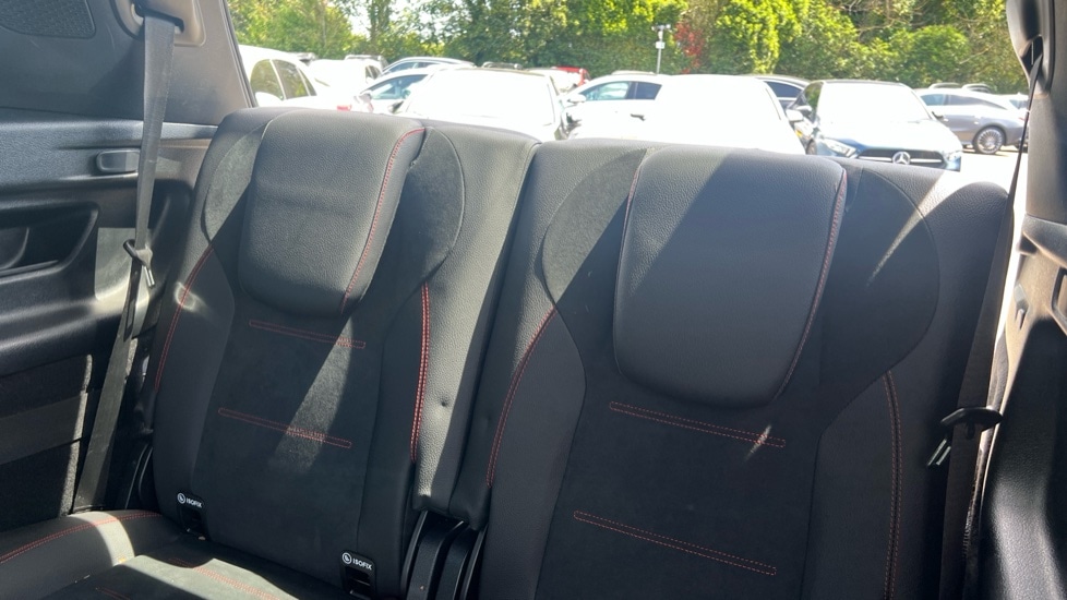 Used Mercedes-Benz GLB 2024 for sale - 76146074: Photo 33