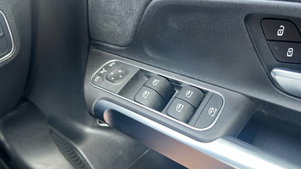 Used Mercedes-Benz GLB 2024 for sale - 76146074: Photo 34
