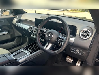 Used Mercedes-Benz GLB 2024 for sale - 76146074: Photo 3