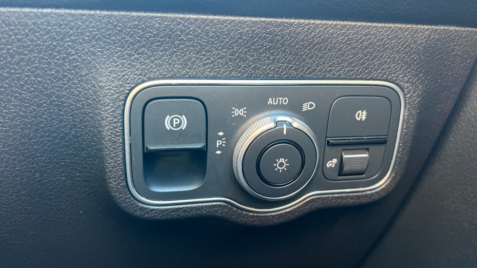 Used Mercedes-Benz GLB 2022 for sale - 76086814: Photo 30