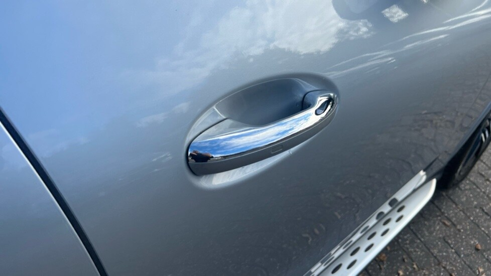 Used Mercedes-Benz GLC 2025 for sale - 76261604: Photo 30