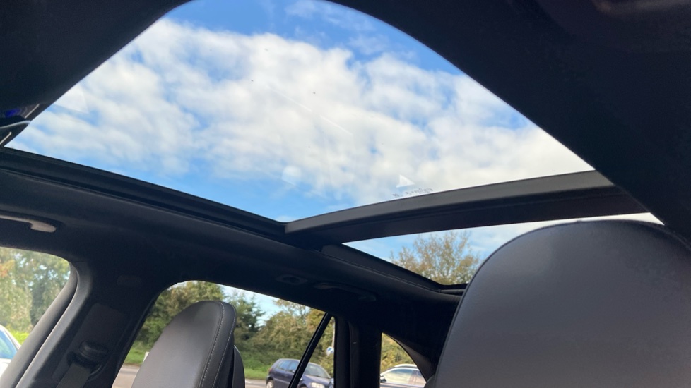 Used Mercedes-Benz GLC 2025 for sale - 76261604: Photo 33