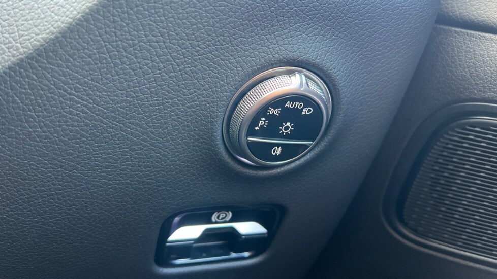 Used Mercedes-Benz GLC 2025 for sale - 76261604: Photo 38