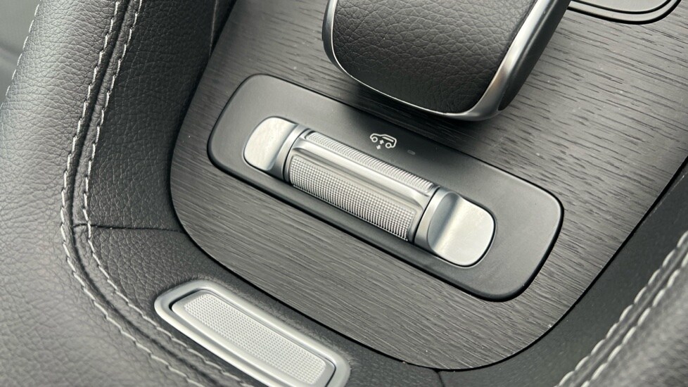 Used Mercedes-Benz GLE-Class 2024 for sale - 76130505: Photo 53