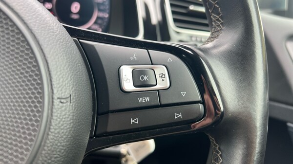 Used Volkswagen Golf 2019 for sale - 76155007: Photo 21