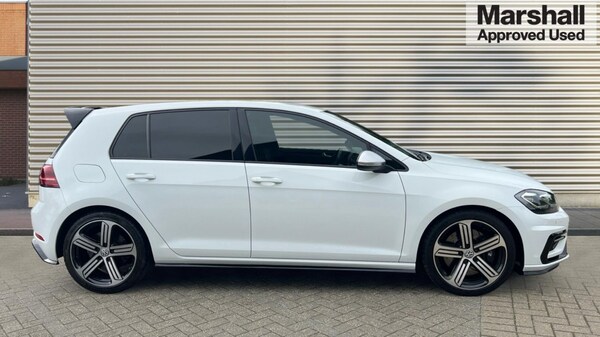 Used Volkswagen Golf 2019 for sale - 76155007: Photo 2