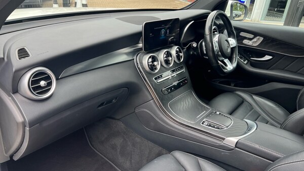 Used Mercedes-Benz GLC 2021 for sale - 75595577: Photo 11