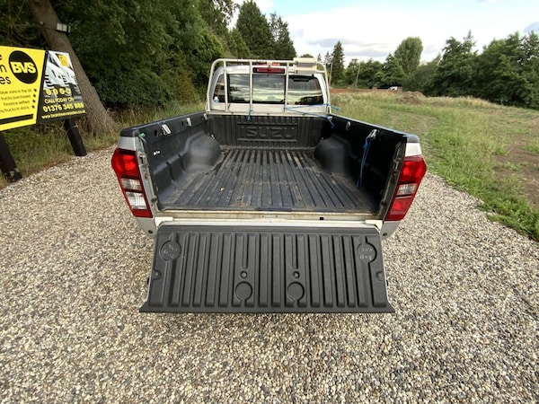 Used Isuzu D-Max 2018 for sale - 75474020: Photo 12
