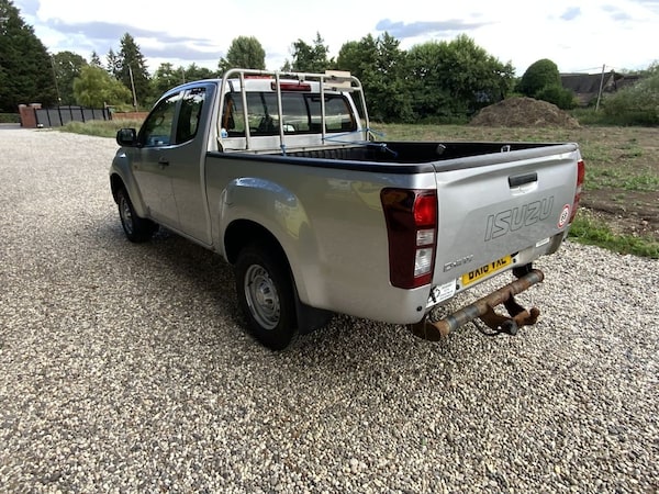 Used Isuzu D-Max 2018 for sale - 75474020: Photo 9