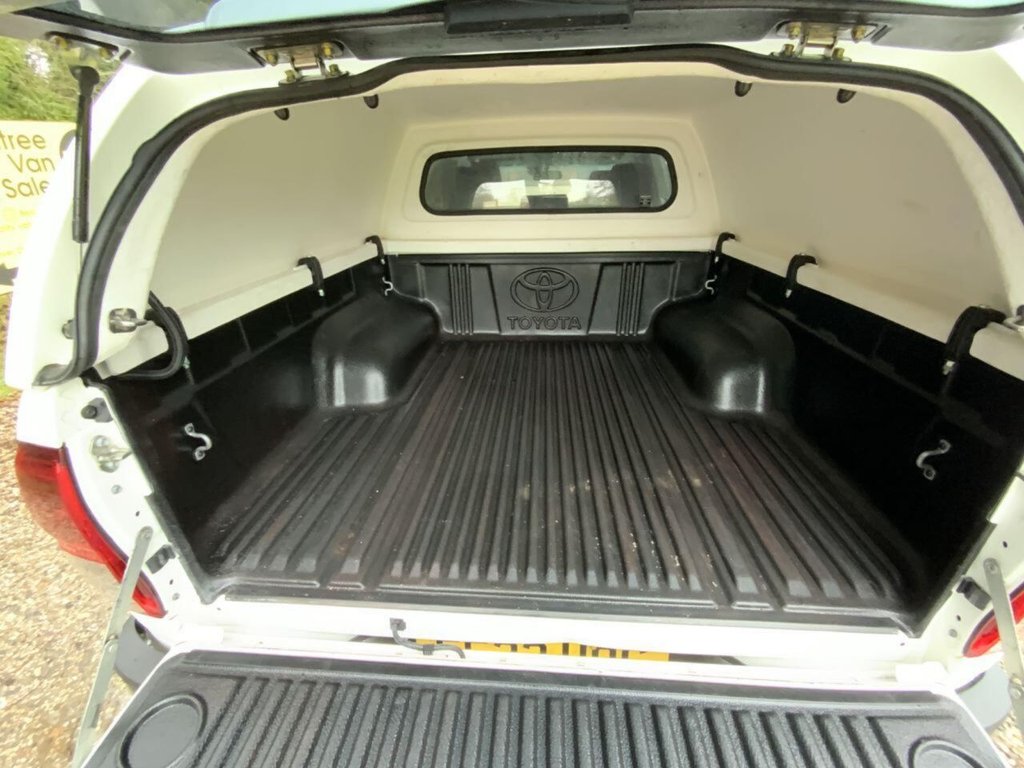 Used Toyota Hilux 2021 for sale - 77427857: Photo 11