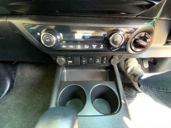 Used Toyota Hilux 2021 for sale - 75087506: Photo 37