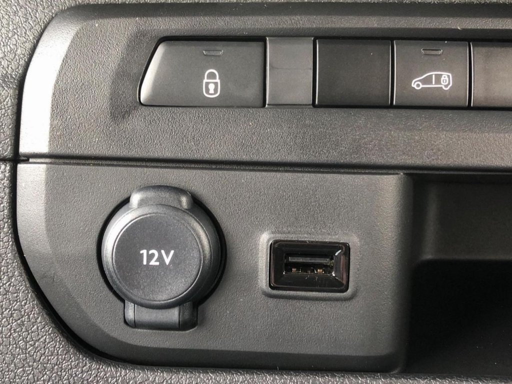 Used Vauxhall Vivaro 2023 for sale - 77333027: Photo 16