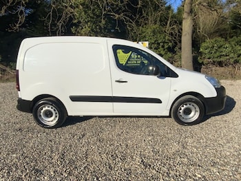 Used Peugeot Partner 2018 for sale - 75783550: Photo