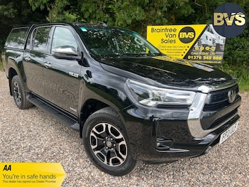 Used Toyota Hilux 2021 for sale - 75565104: Photo