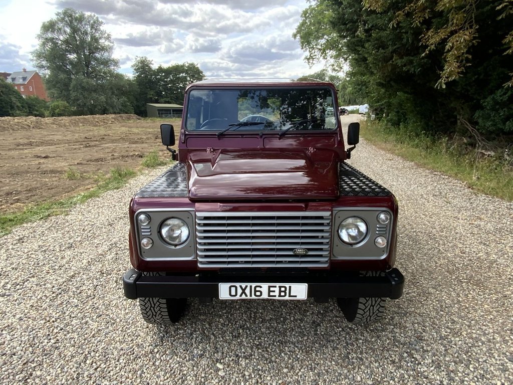 Used Land Rover Defender 2016 for sale - 76173377: Photo 2