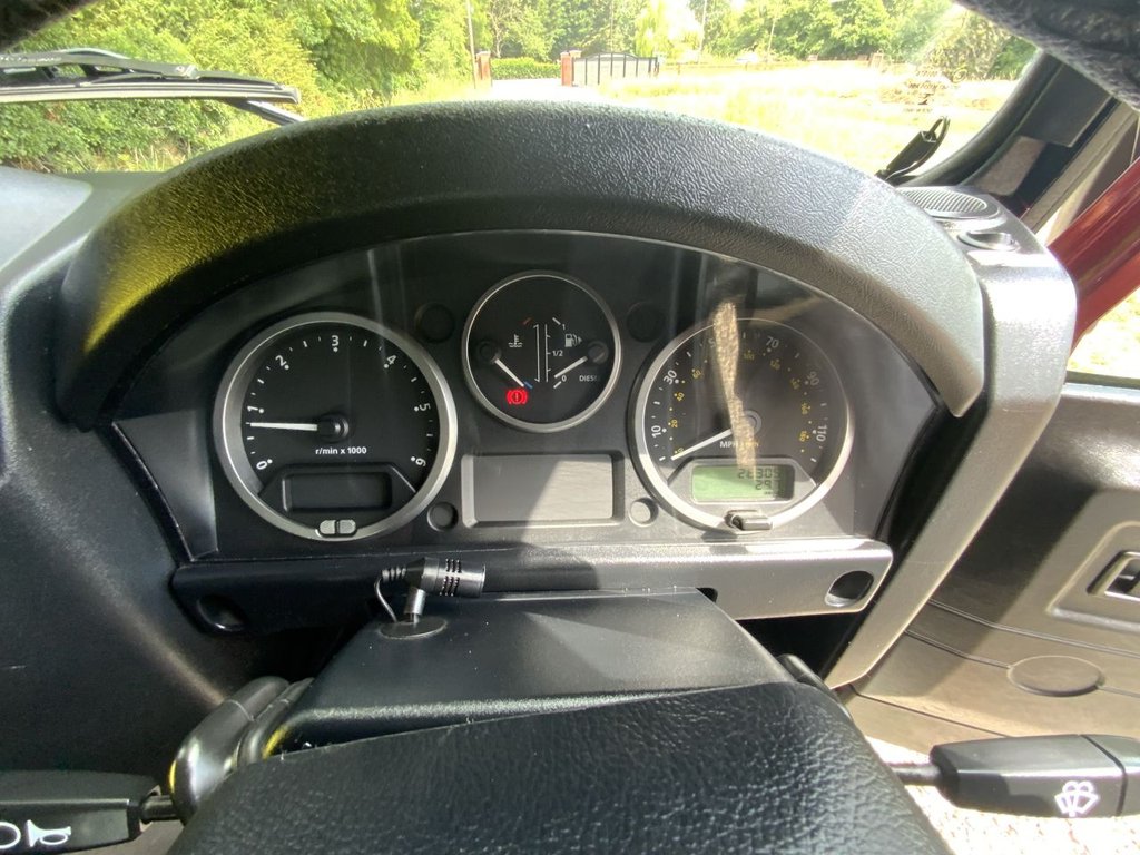 Used Land Rover Defender 2016 for sale - 76173377: Photo 23