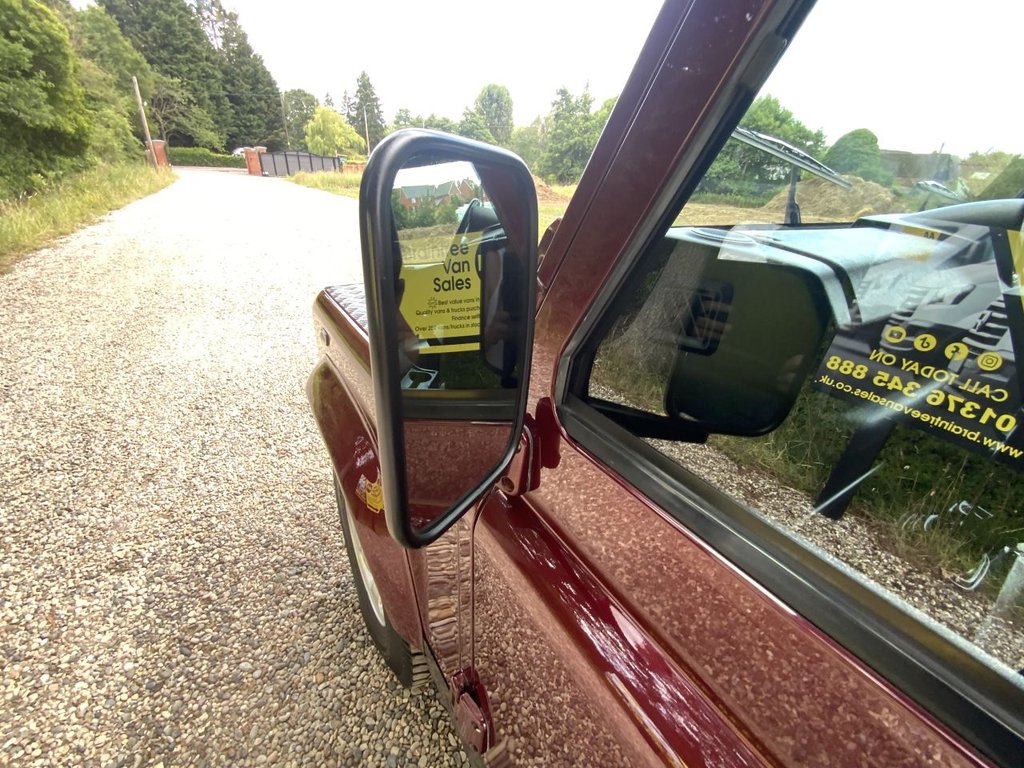 Used Land Rover Defender 2016 for sale - 76173377: Photo 30