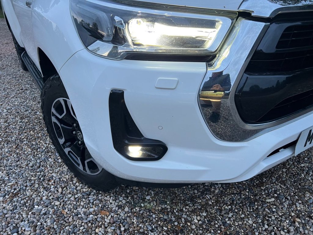 Used Toyota Hilux 2021 for sale - 76338566: Photo 18