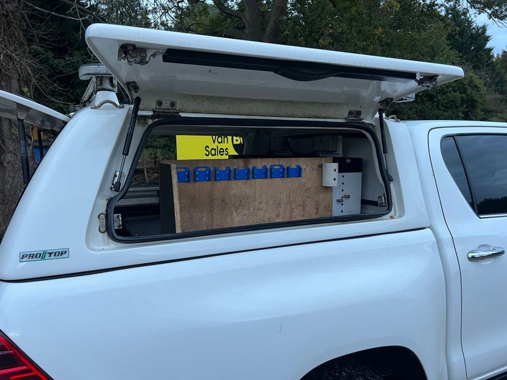 Used Toyota Hilux 2021 for sale - 76338566: Photo 9