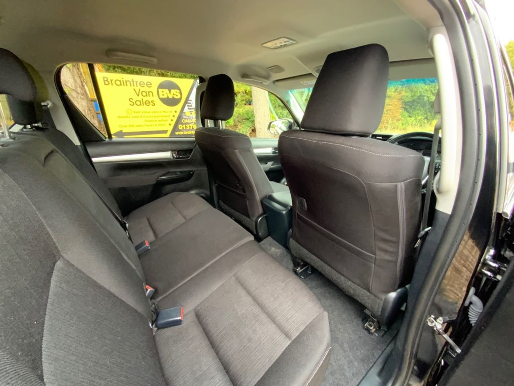 Used Toyota Hilux 2023 for sale - 76245457: Photo 22